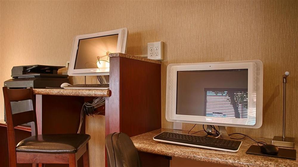Best Western Wilsonville Inn & Suites Facilities photo